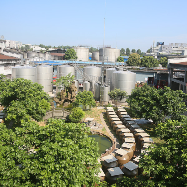 沈酒生产基地储酒区